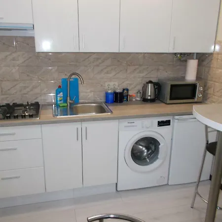 Apartment Near The Forum Mall 2 Lviv Exterior photo
