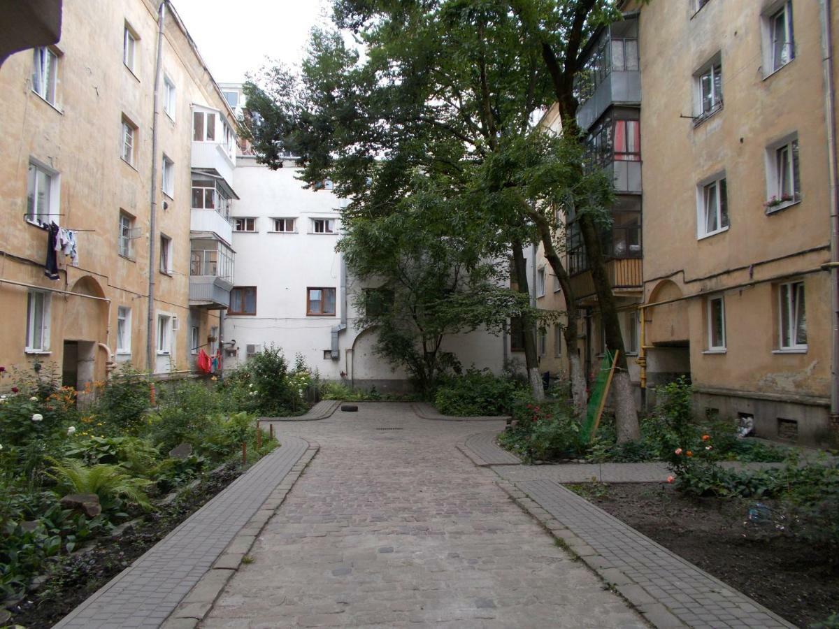 Near The Forum Mall 2 Апартаменты